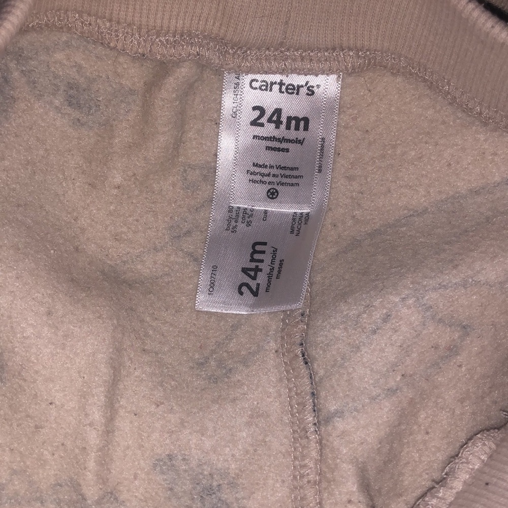 Carter’s 24M Matching Set - Picture 5 of 5